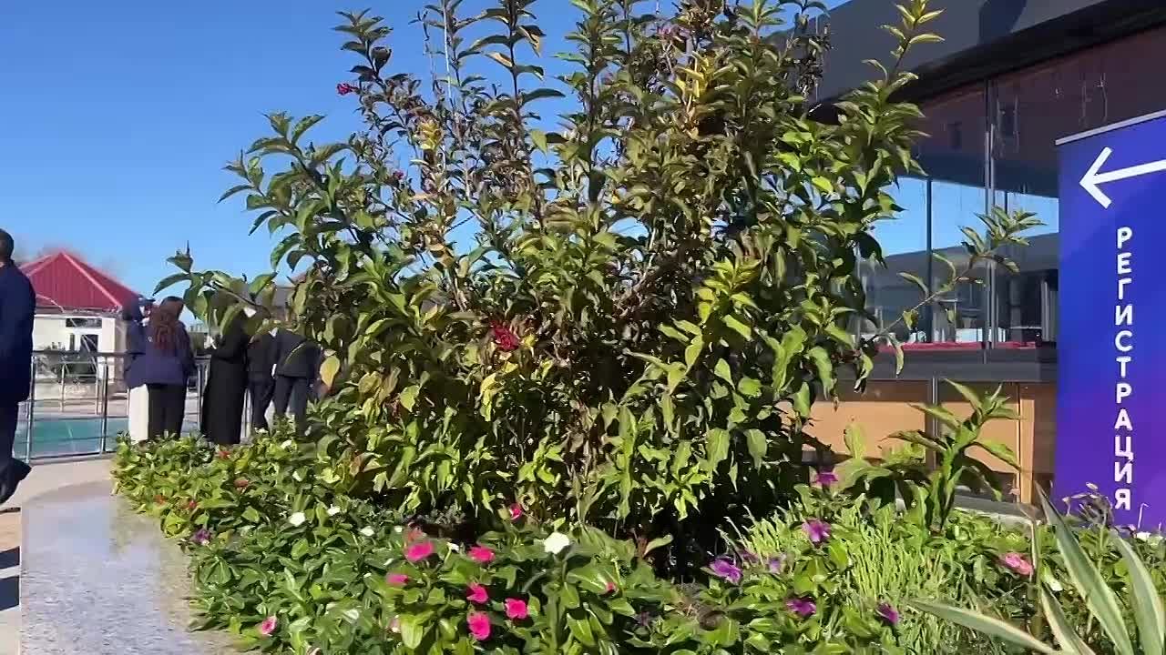 Сергей Меликов принимает участие в итоговом пленарном совещании форума