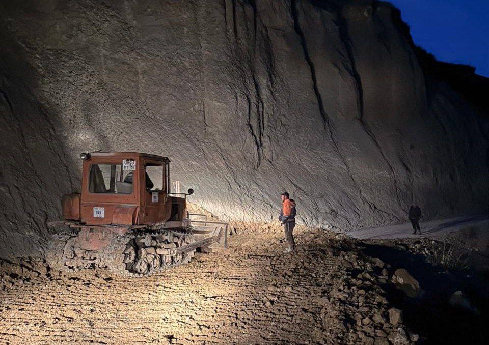 Дорожники Дагестана продолжают работы по благоустройству дорог Дорожники Дагестана продолжают работы по благоустройству дорог