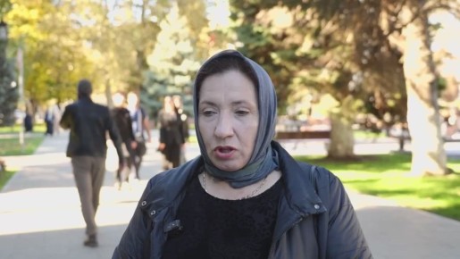 Благодаря им город преображается яркими красками