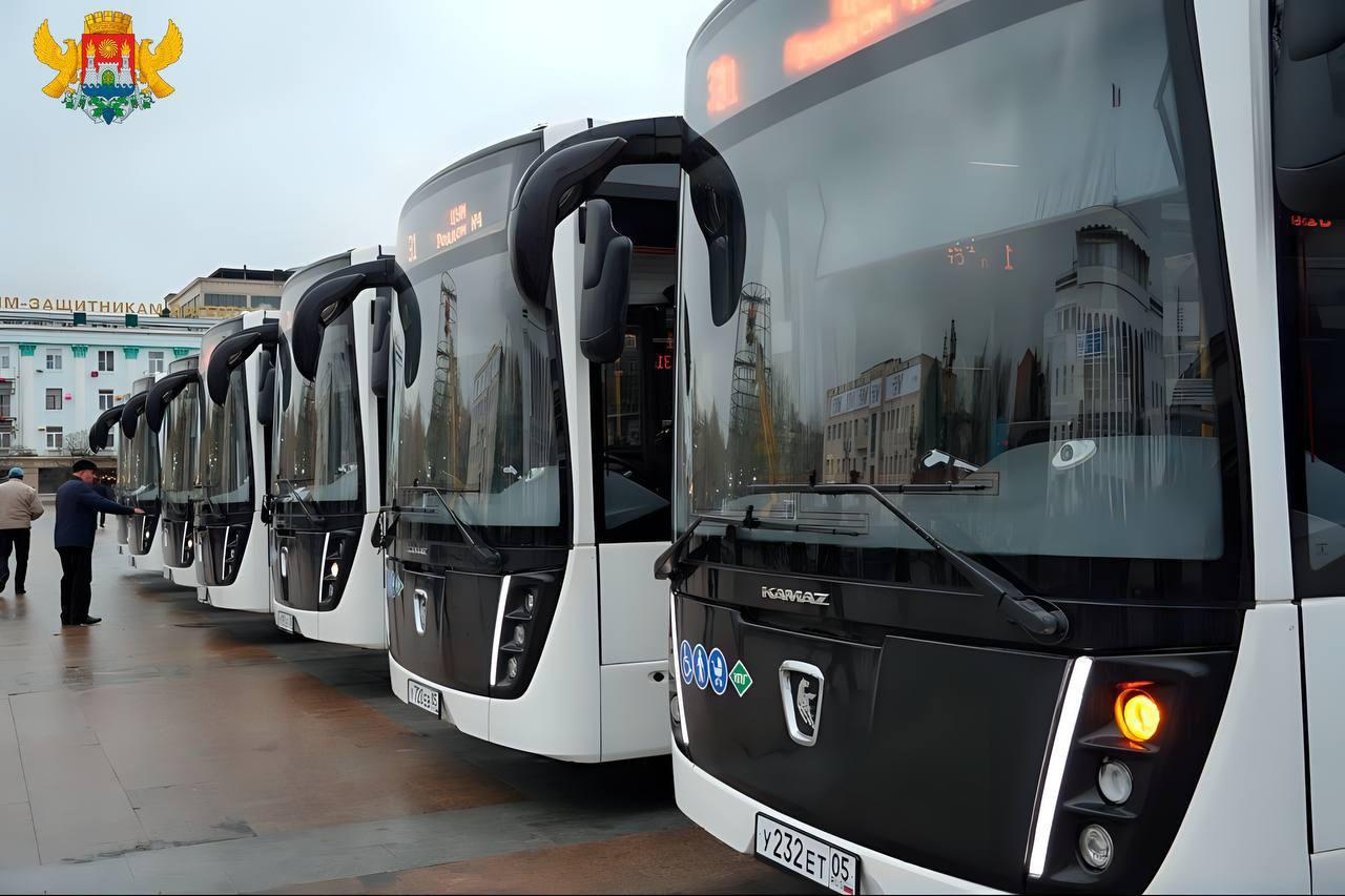 1 Махачкала до конца 2025 года получит 84 новых автобуса