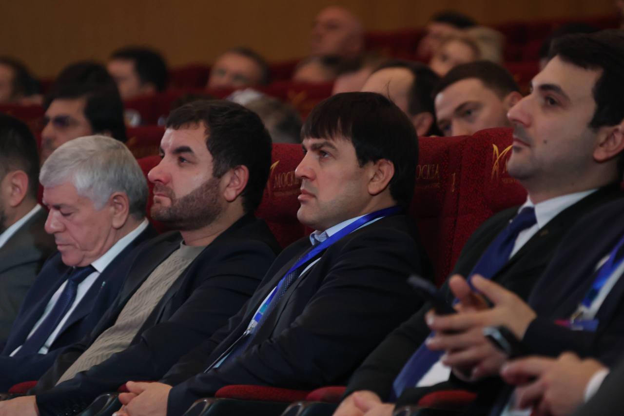 С 30 по 31 октября в Каспийске проходит III Международный цифровой форум, объединивший представителей госуправления, бизнеса и науки из России и стран Каспийского региона для обсуждения сотрудничества в сфере цифровых... С 30 по 31 октября в Каспийске проходит III Международный цифровой форум, объединивший представителей госуправления, бизнеса и науки из России и стран Каспийского региона для обсуждения сотрудничества в сфере цифровых...