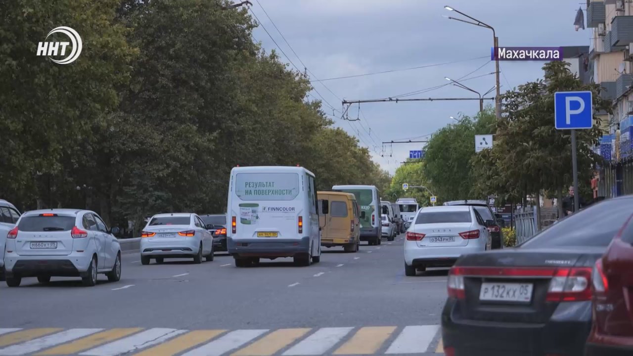 Махачкала — город у подножья гор