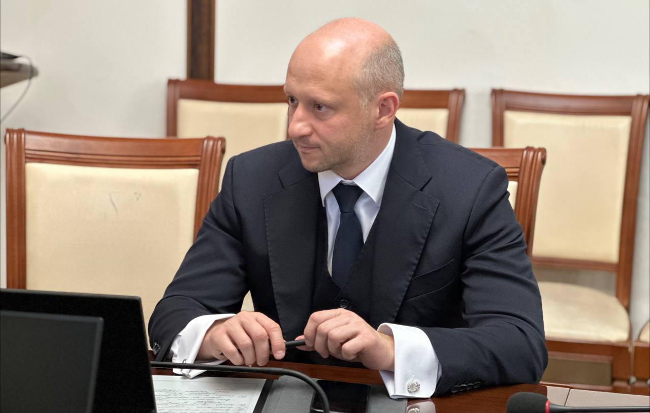 Министр строительства, архитектуры и жилищно-коммунального хозяйства Дагестана Бахтияр Уллаев встретился с Максимом Шатько, директором корпоративных продаж Южного регионального центра Банка ДОМ.РФ Министр строительства, архитектуры и жилищно-коммунального хозяйства Дагестана Бахтияр Уллаев встретился с Максимом Шатько, директором корпоративных продаж Южного регионального центра Банка ДОМ.РФ