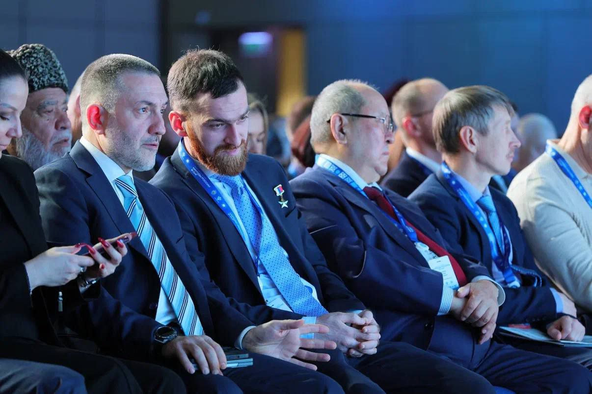 «Народы России и СНГ». В Москве стартовал Международный фестиваль, приуроченный ко Дню народного единства «Народы России и СНГ». В Москве стартовал Международный фестиваль, приуроченный ко Дню народного единства