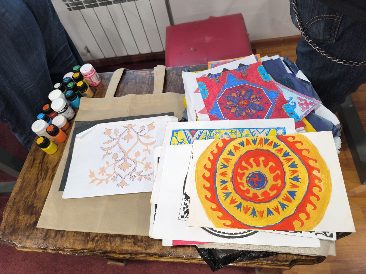 Уникальную выставку, посвящённую многовековому искусству дагестанской вышивки, открыли сегодня в музее «Дагестанский аул» Уникальную выставку, посвящённую многовековому искусству дагестанской вышивки, открыли сегодня в музее «Дагестанский аул»