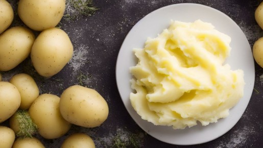 Белорусские хозяйки всегда кладут этот продукт в пюре: он добавляет аромата