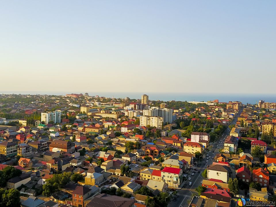    10:00, 3  2025     ,         