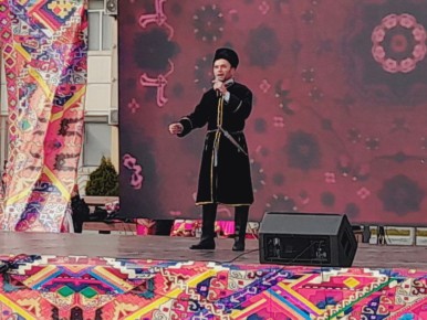 Гала-концерт "Сто лиц столицы" собрал рассыпь национальных хореографических коллективов и вокалистов