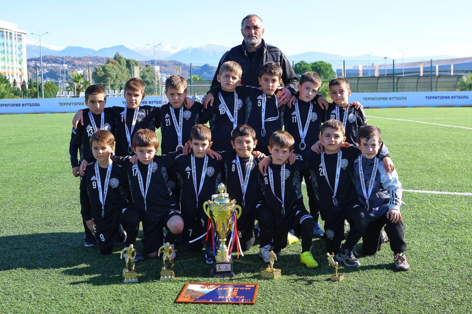 Юные дагестанские футболисты триумфально выступили на Всероссийском турнире "Территория футбола Сириус" Юные дагестанские футболисты триумфально выступили на Всероссийском турнире "Территория футбола Сириус"