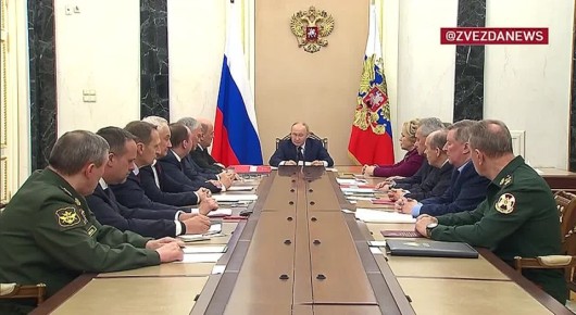 Срочно!. Путин поручил сделать все, чтобы собрать дополнительную информацию относительно планов США по ядерным испытаниям, и "внести согласованные предложения о возможном начале работ по подготовке испытаний ядерного оружия"