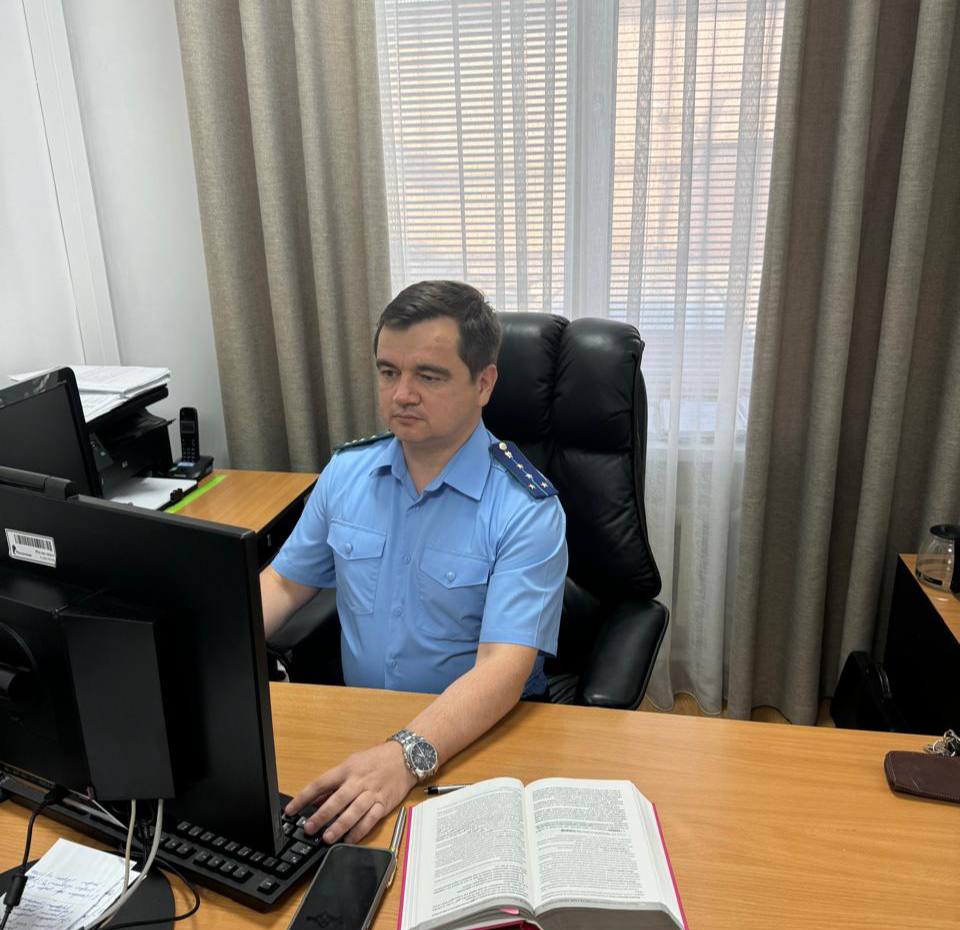 Кизилюртовская межрайонная прокуратура направила в суд уголовное дело в отношении матери, обвиняемой в истязании двоих малолетних детей