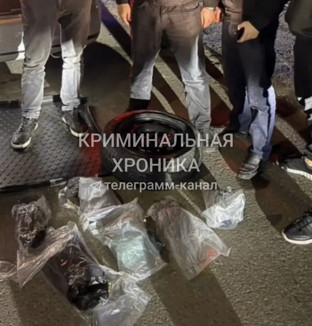 Житель Избербаша задержан при попытке провоза 7 кг марихуаны в шине колеса