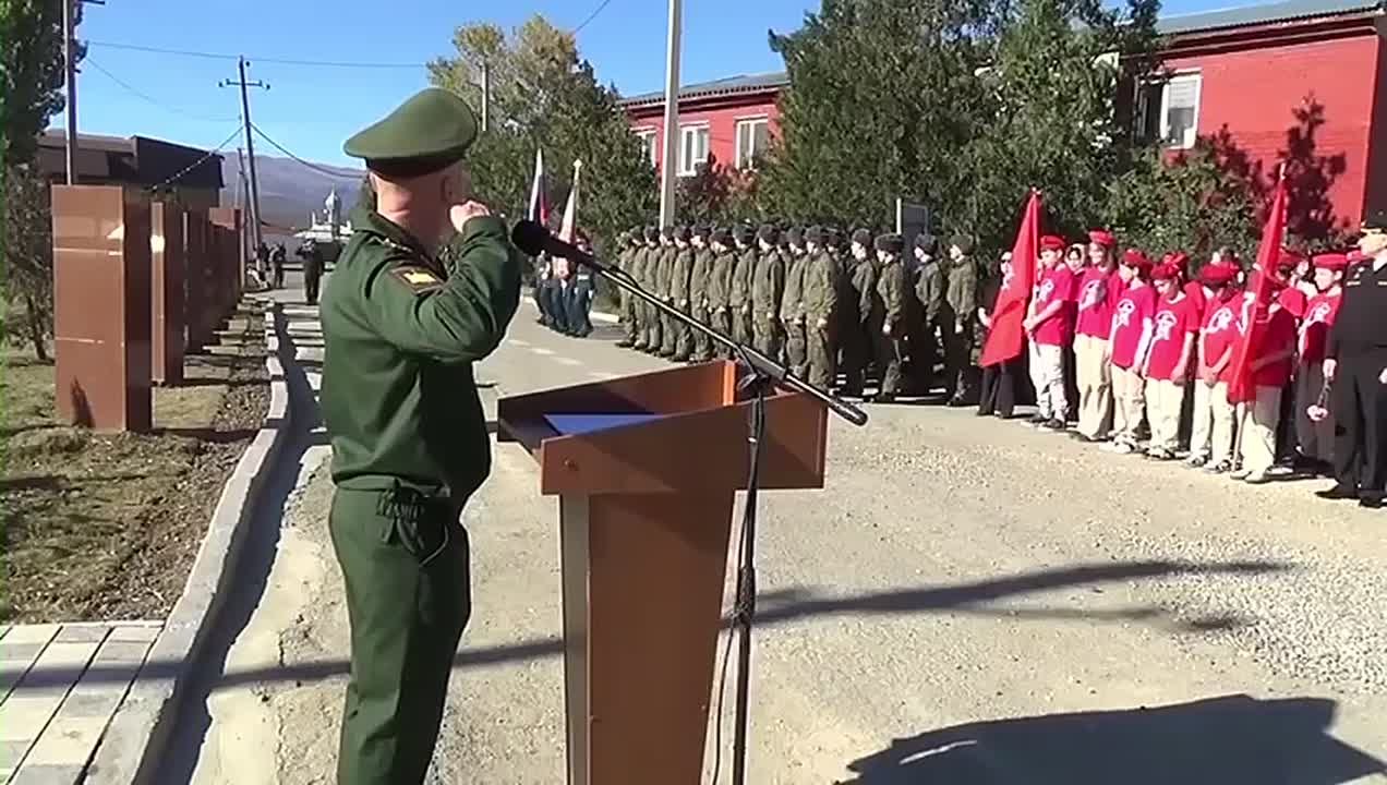 В память о тех, кто пал за Родину: в Буйнакске открыли памятник погибшим на СВО военнослужащим 136-й отдельной гвардейской мотострелковой бригады