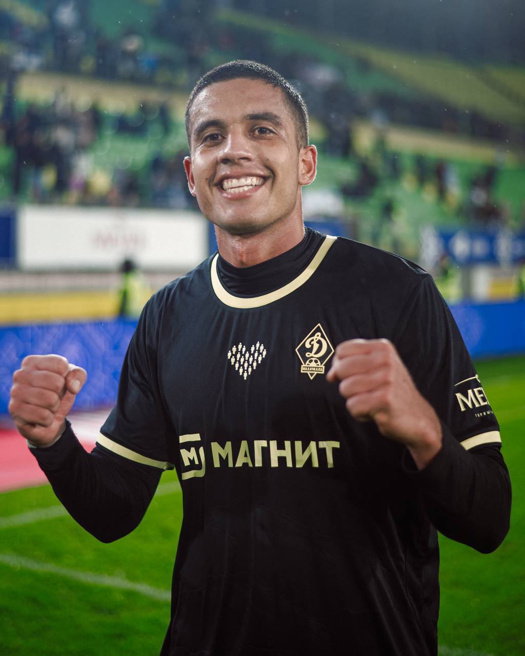 Кадры исторической победы махачкалинского «Динамо» – впервые обыграли московский ЦСКА! Кадры исторической победы махачкалинского «Динамо» – впервые обыграли московский ЦСКА!