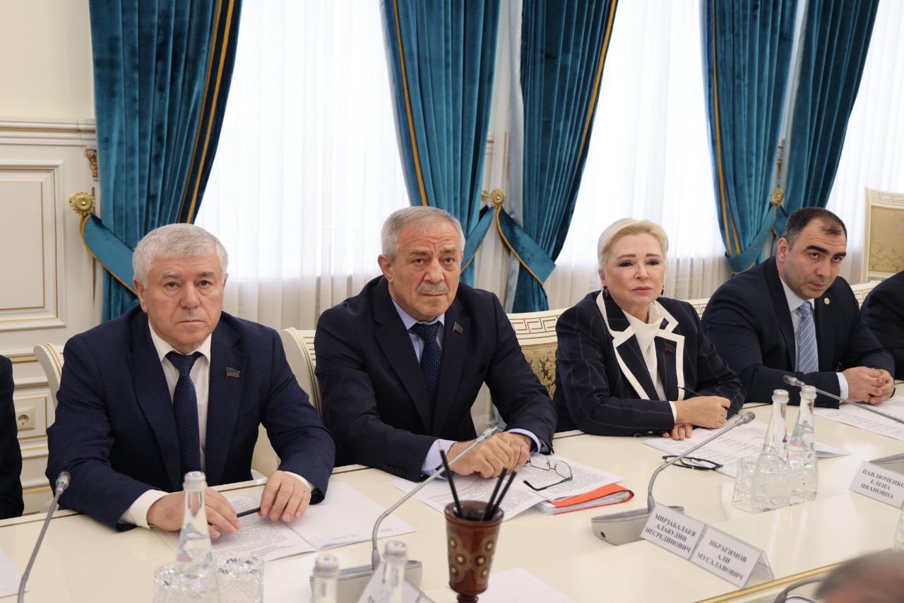 Традиционное совещание по актуальным вопросам прошло под председательством Главы РД Сергея Меликова Традиционное совещание по актуальным вопросам прошло под председательством Главы РД Сергея Меликова