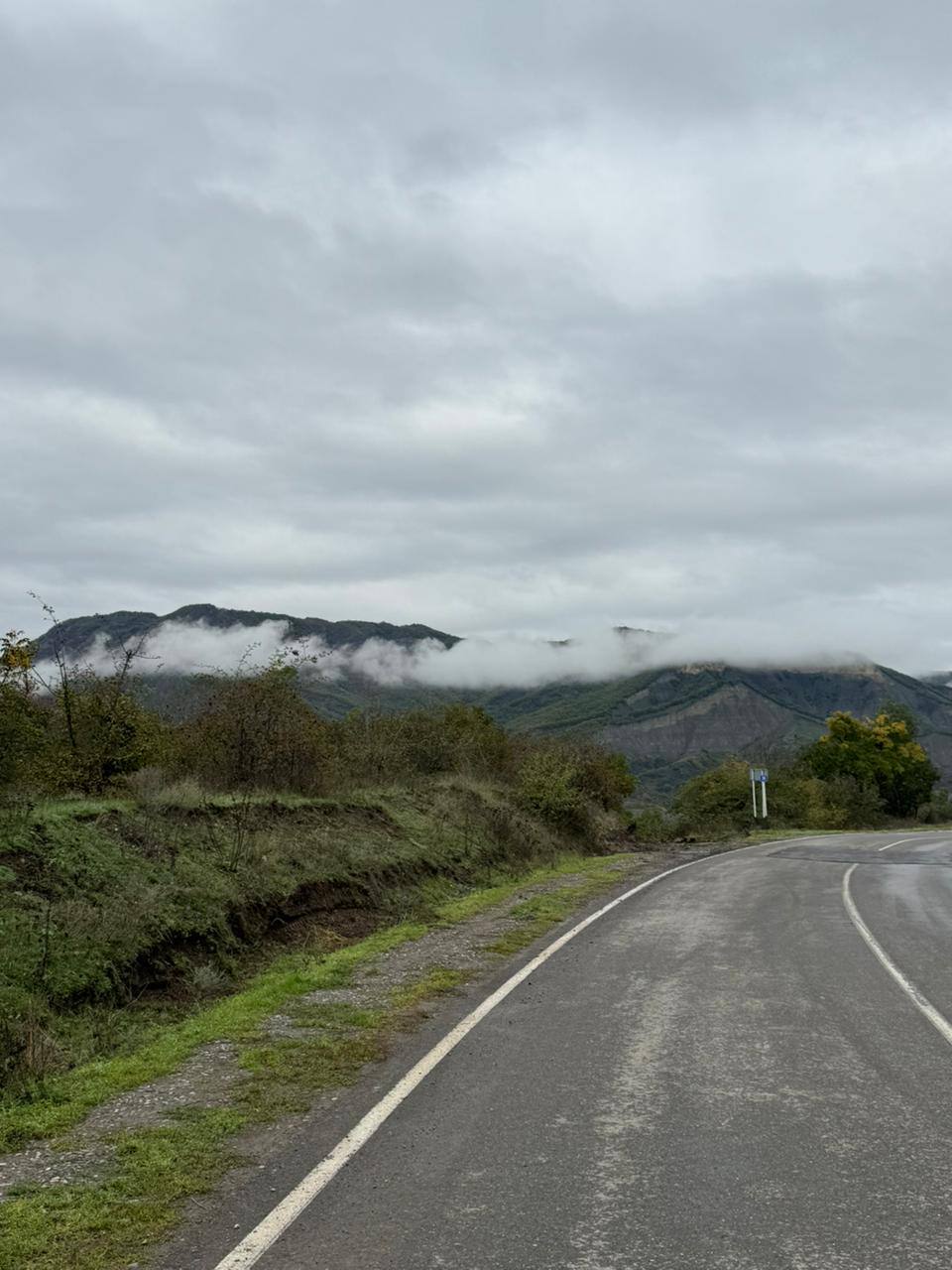 По требованию Сулейман-Стальской межрайонной прокуратуры подрядчиками приведены в соответствие нормативам проблемные участки автодороги «Касумкент-Курах»