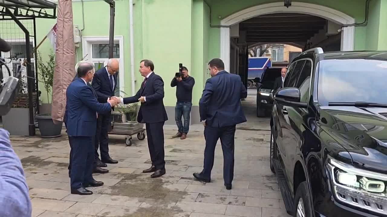 Председатель Народного Собрания Республики Дагестан Заур Аскендеров прибыл в Национальный музей Республики Дагестан имени Алибека Тахо-Годи