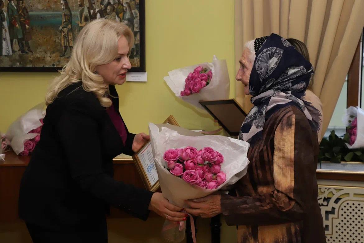 Заур Аскендеров посетил Национальный музей Республики Дагестан имени Алибека Тахо-Годи Заур Аскендеров посетил Национальный музей Республики Дагестан имени Алибека Тахо-Годи