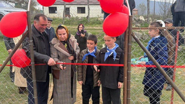 В День народного единства в селе Куг Хивского района открыли спортивную площадку типа ГТО В День народного единства в селе Куг Хивского района открыли спортивную площадку типа ГТО