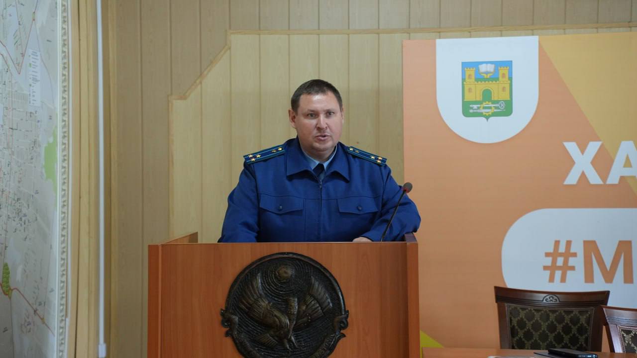 В Администрации Хасавюрта состоялось совещание по вопросам предупреждения мошенничества с банковскими картами В Администрации Хасавюрта состоялось совещание по вопросам предупреждения мошенничества с банковскими картами