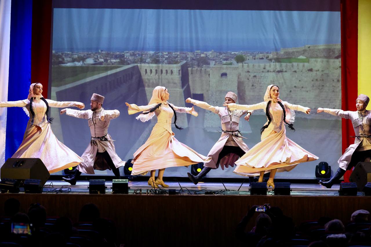 Государственный ансамбль танца Дагестана «Каспий» с творческим визитом посетил Ростовскую область