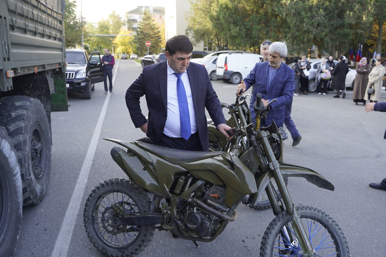 Мотоциклы, генераторы и вера в наших ребят: гуманитарный груз из Кизилюрта уже в пути Мотоциклы, генераторы и вера в наших ребят: гуманитарный груз из Кизилюрта уже в пути