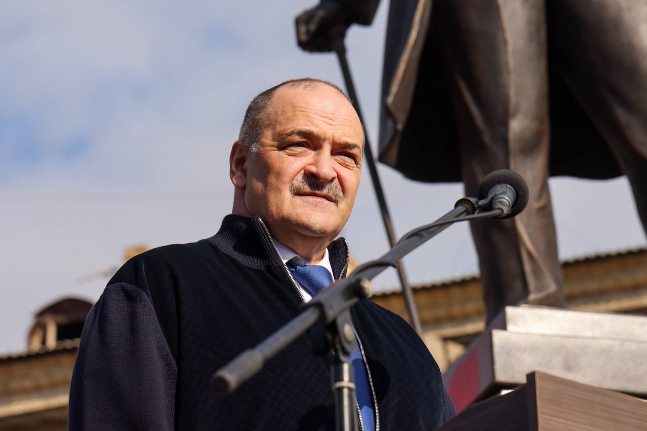 Джелал-эд-Дин Коркмасов — пример человека, для которого высшей ценностью было служение Родине Джелал-эд-Дин Коркмасов — пример человека, для которого высшей ценностью было служение Родине