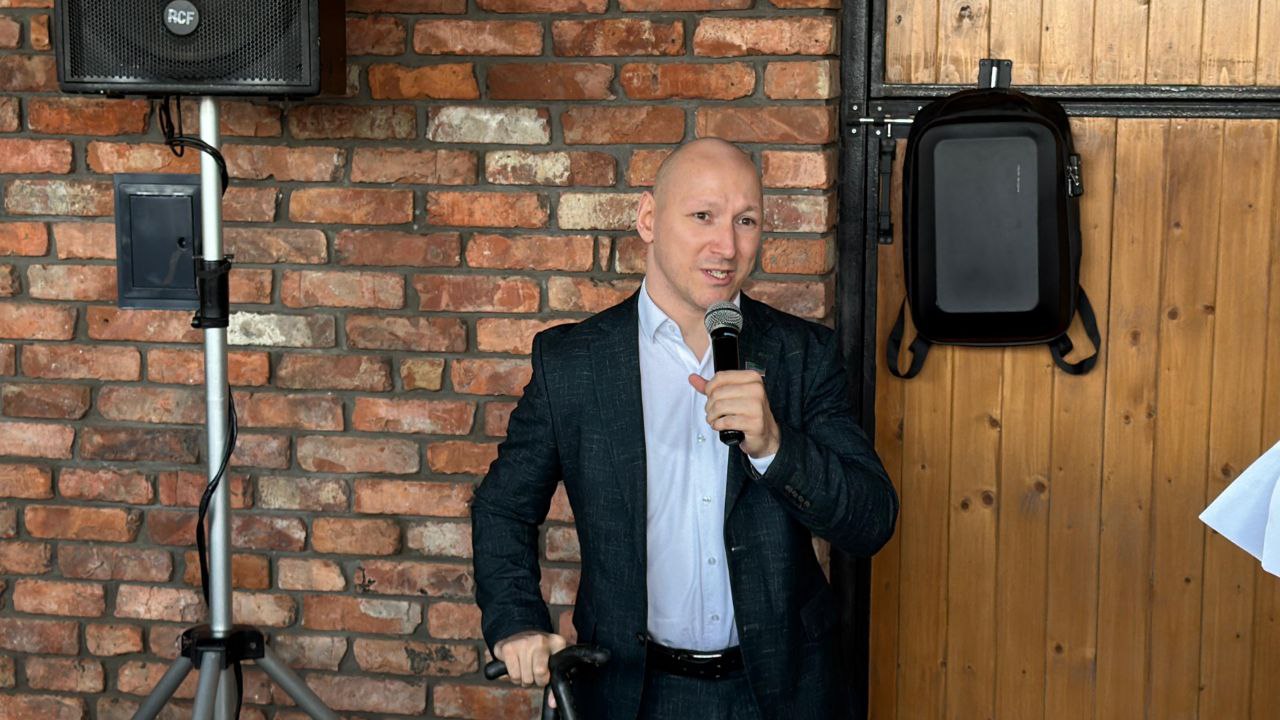 Первый лицензированный конный центр, специализирующийся на иппотерапии, открыт в Дагестане благодаря поддержке Заура Аскендерова Первый лицензированный конный центр, специализирующийся на иппотерапии, открыт в Дагестане благодаря поддержке Заура Аскендерова