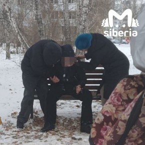 Мальчику стало плохо на улице в Новосибирске