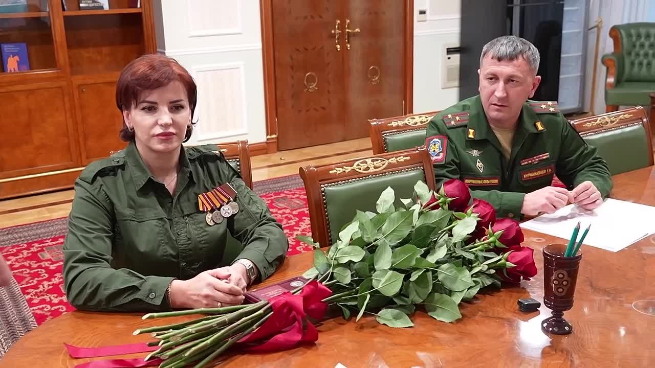 Джамбулат Салавов: Сегодня имел честь вручить медаль Луки Крымского Тагират Кубалаевой — выдающемуся специалисту в области медицины и биологии, которая проявила исключительное мужество и преданность своему делу во время...