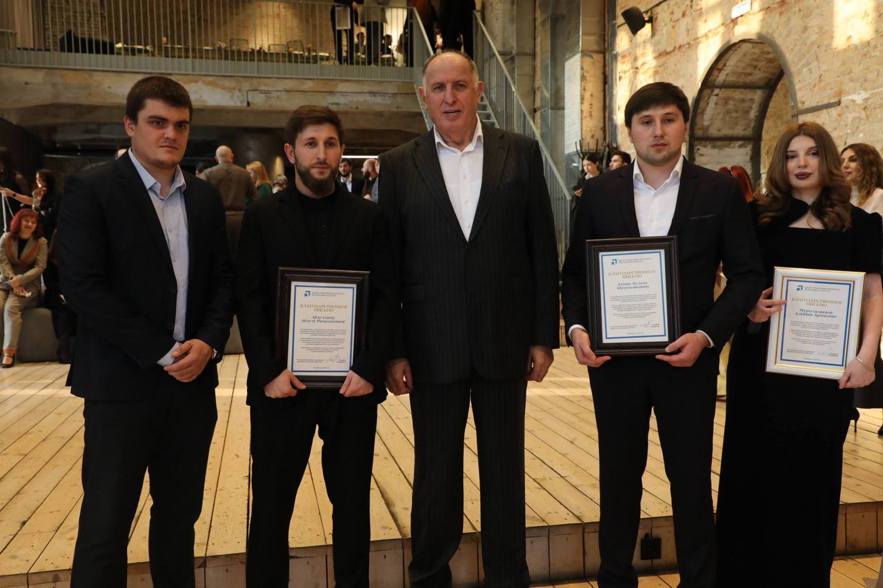 Более 300 тысяч обращений обработал ЦУР Дагестана за пять лет Более 300 тысяч обращений обработал ЦУР Дагестана за пять лет