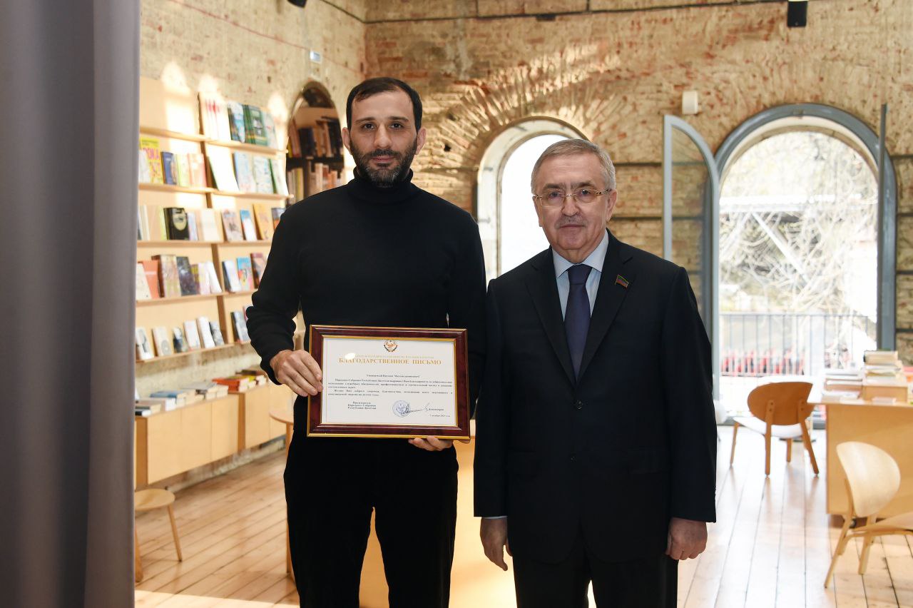 Юрий Левицкий поздравил Центр управления регионом Республики Дагестан с юбилеем Юрий Левицкий поздравил Центр управления регионом Республики Дагестан с юбилеем