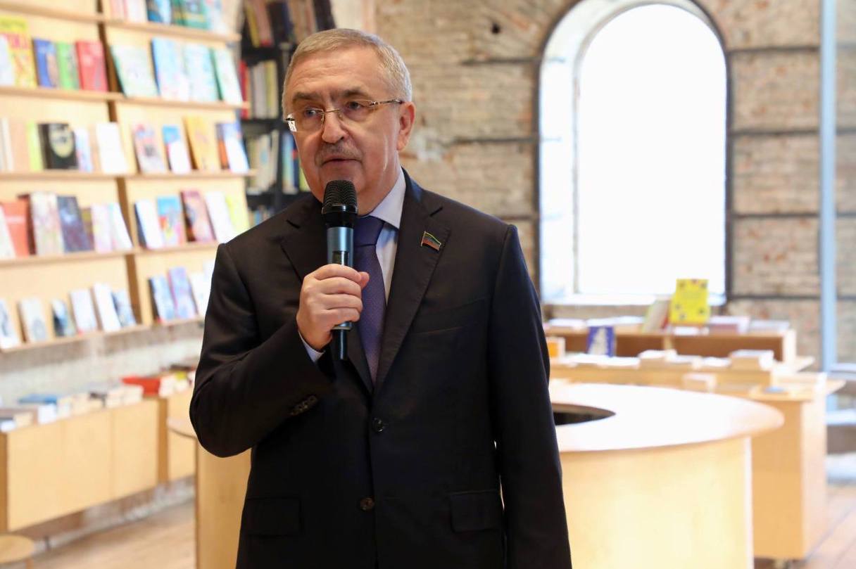 Рашид Акавов: «ЦУР стал стал важной частью нашего информационного поля в непростых условиях» Рашид Акавов: «ЦУР стал стал важной частью нашего информационного поля в непростых условиях»