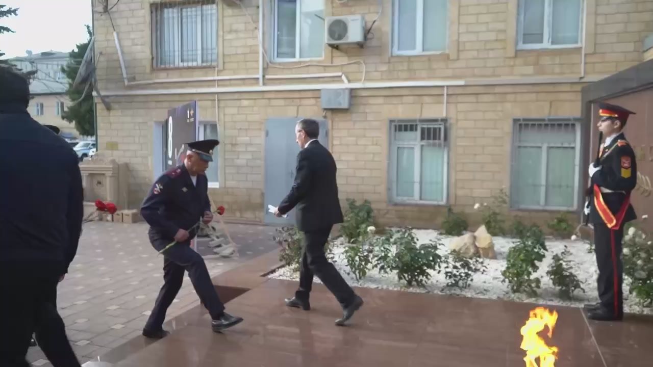 Митинг «В вечном строю почёта», посвящённый Всероссийскому Дню памяти сотрудников органов внутренних дел, погибших при выполнении служебных обязанностей, состоялся на территории отдела внутренних дел по городу Дербенту