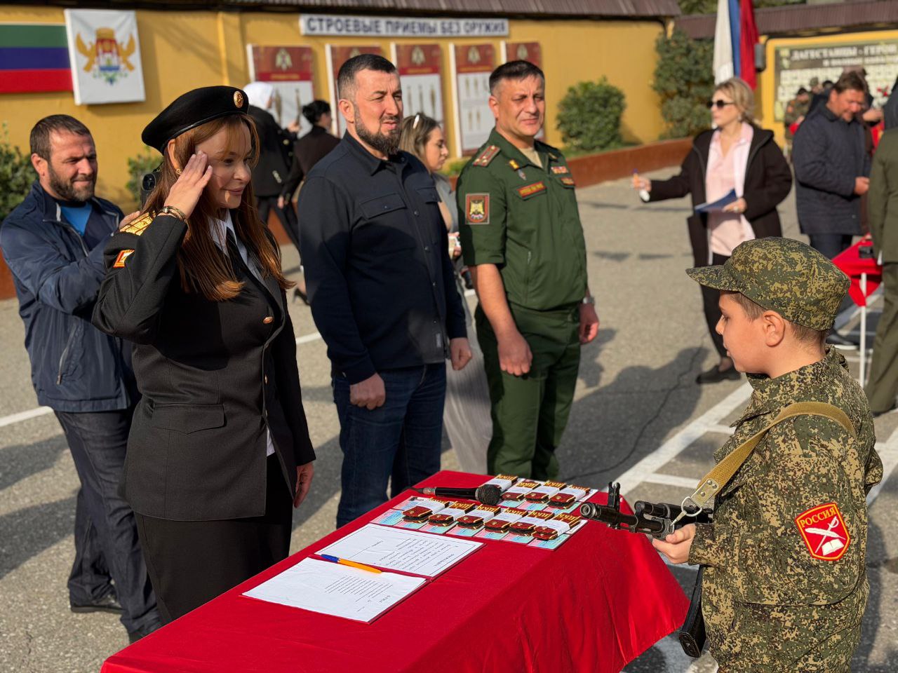 Заместитель председателя Комитета НС РД по делам ветеранов и участников специальной военной операции Шамиль Омаров принял участие в церемонии принесения присяги воспитанниками Первого Дагестанского кадетского корпуса имени... Заместитель председателя Комитета НС РД по делам ветеранов и участников специальной военной операции Шамиль Омаров принял участие в церемонии принесения присяги воспитанниками Первого Дагестанского кадетского корпуса имени...