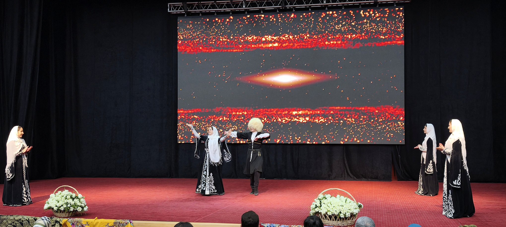 «Общий дом – Дагестан». В Махачкале прошел масштабный фестиваль дружбы народов «Общий дом – Дагестан». В Махачкале прошел масштабный фестиваль дружбы народов