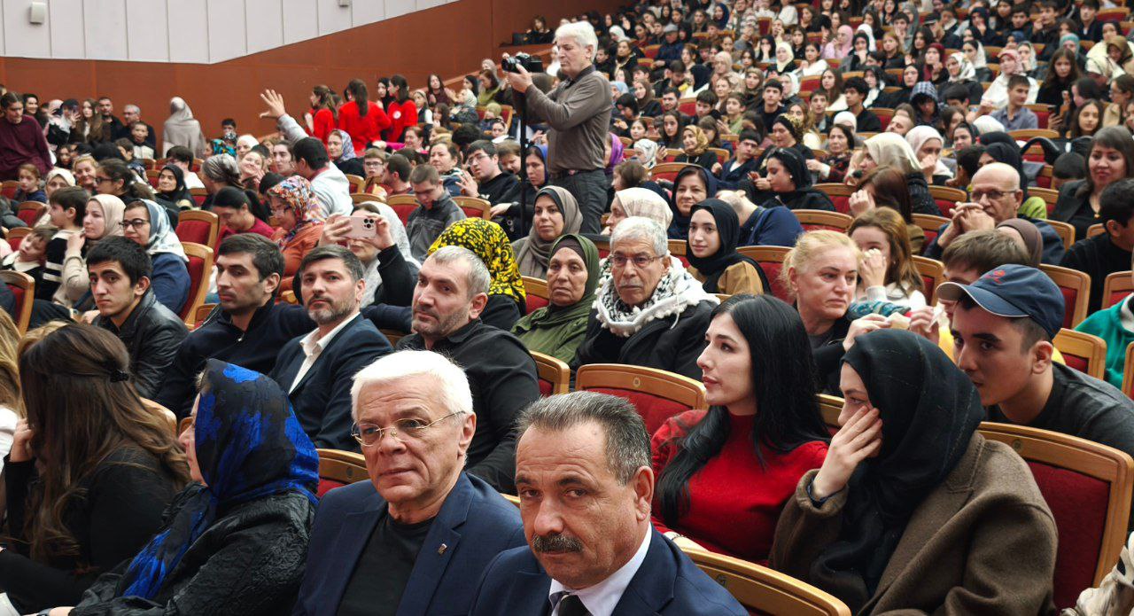 «Общий дом – Дагестан». В Махачкале прошел масштабный фестиваль дружбы народов «Общий дом – Дагестан». В Махачкале прошел масштабный фестиваль дружбы народов