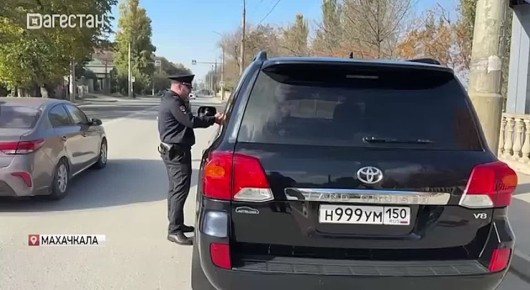 700 нарушений правил дорожного движения выявили сотрудники Госавтоинспекции в Махачкале в ходе очередного рейда
