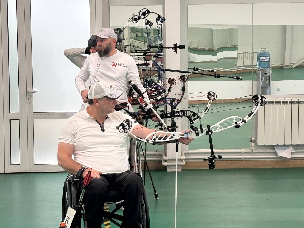 Накануне в Махачкале завершился лично-командный чемпионат по стрельбе из лука, в котором приняло участие 50 спортсменов из столицы Накануне в Махачкале завершился лично-командный чемпионат по стрельбе из лука, в котором приняло участие 50 спортсменов из столицы