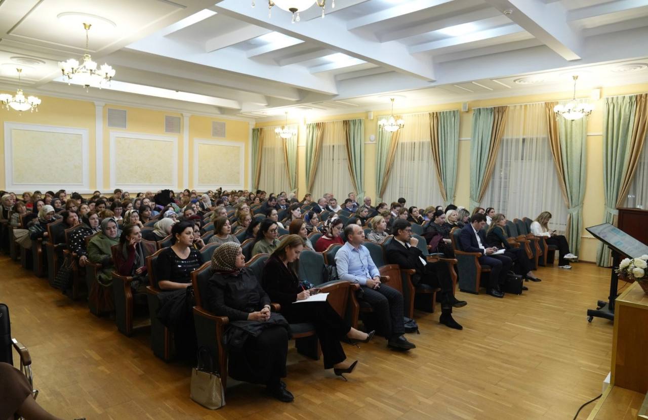 Эмилия Шахабутиновна: В Махачкале началась туровая иммунизация против полиомиелита Эмилия Шахабутиновна: В Махачкале началась туровая иммунизация против полиомиелита