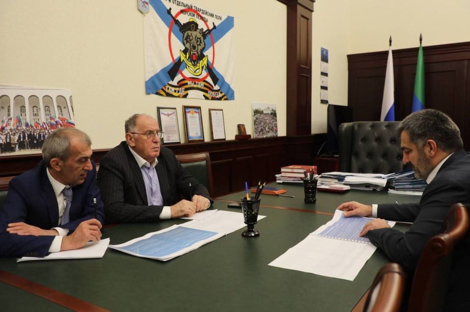 В Дагестане за 9 месяцев 2025 года ввод жилых домов вырос на 42,8%, объем строительных работ - на 102,2%, а производство сельхозпродукции - на 101,8%