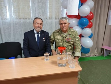 В детском саду «СемьЯ» в селе Семиндер прошла встреча в рамках программы «Встреча с Героем»