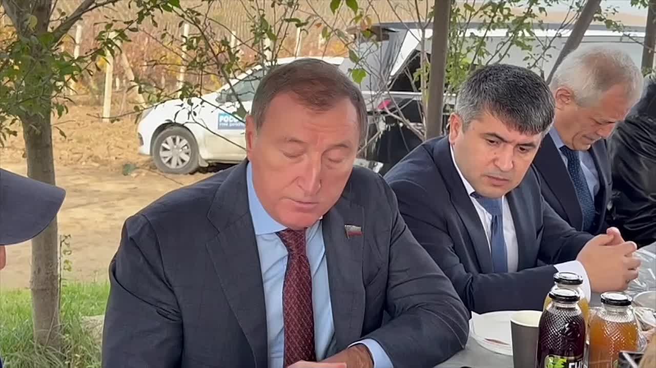 Спикер парламента Заур Аскендеров сегодня работает в Табасаранском районе