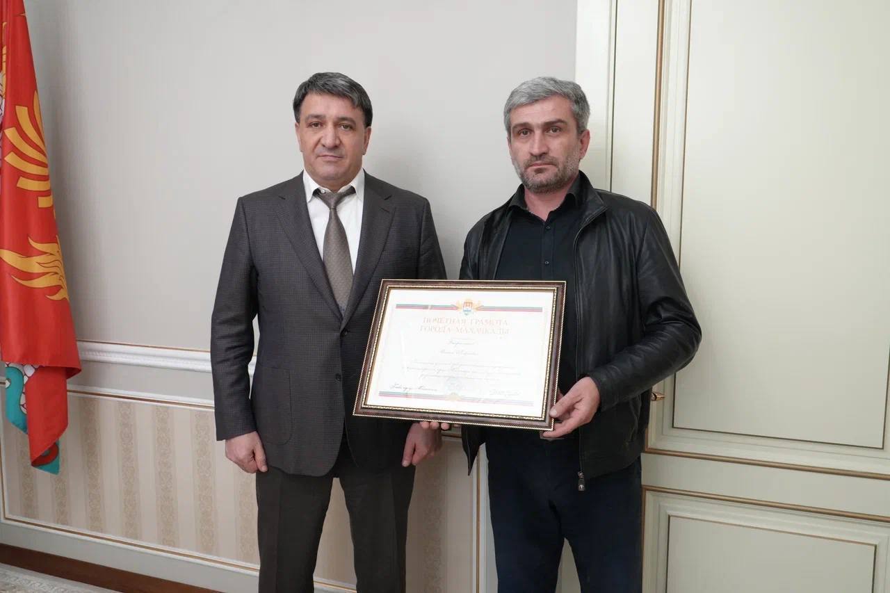 «Эти люди — настоящие герои нашего времени» «Эти люди — настоящие герои нашего времени»