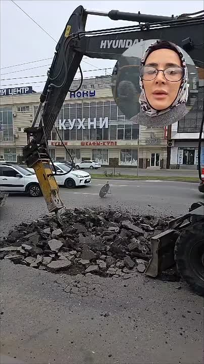 Проспект Акушинского обновляется