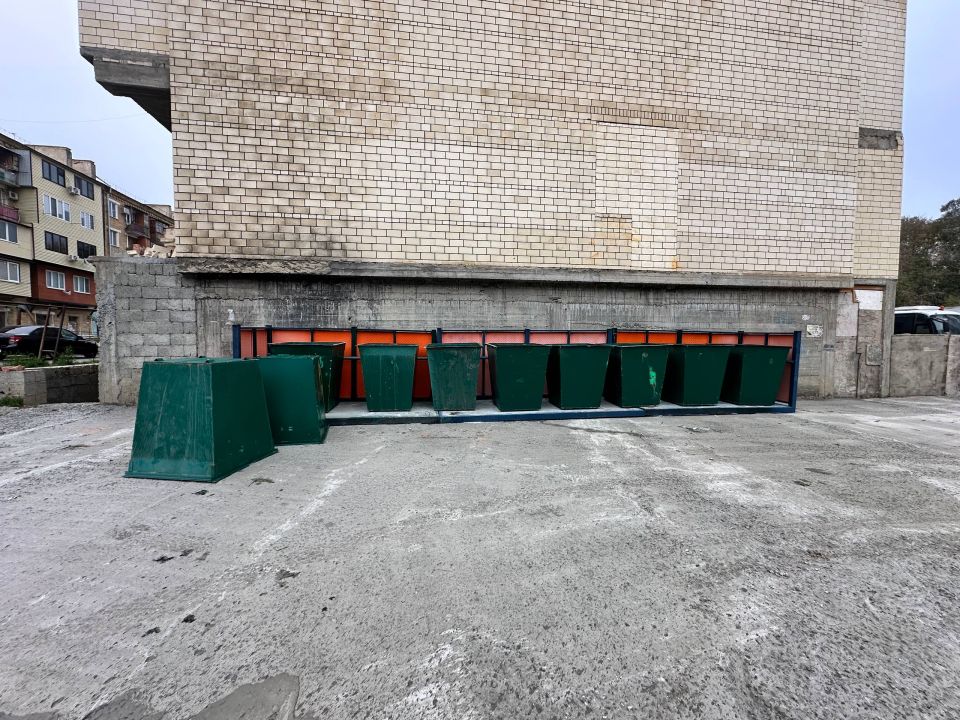    .             .  , 18  18       ...