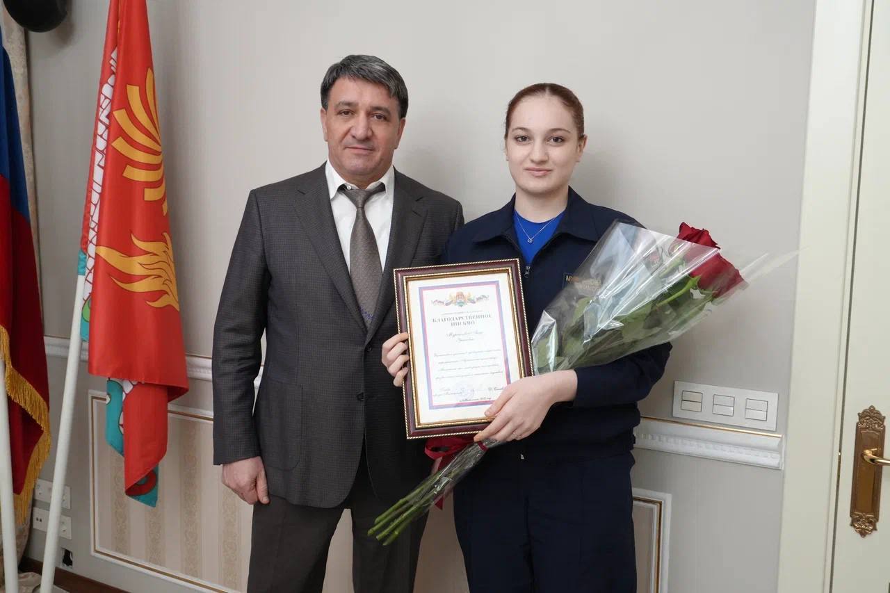 «Эти люди — настоящие герои нашего времени» «Эти люди — настоящие герои нашего времени»