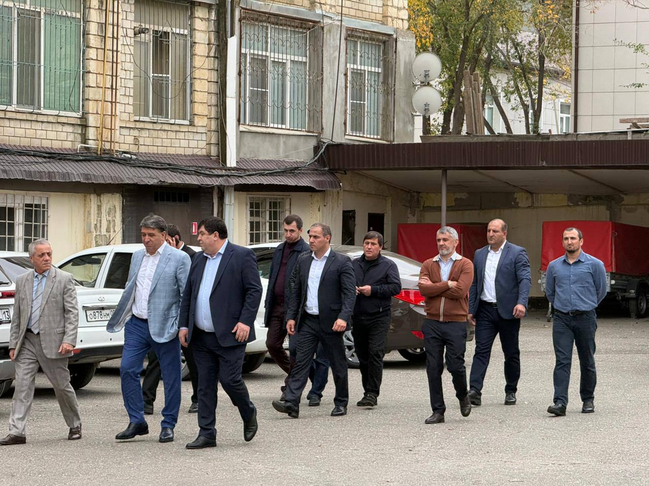 Глава города Махачкалы Джамбулат Салавов посетил Управление по делам гражданской обороны и чрезвычайным ситуациям администрации столицы