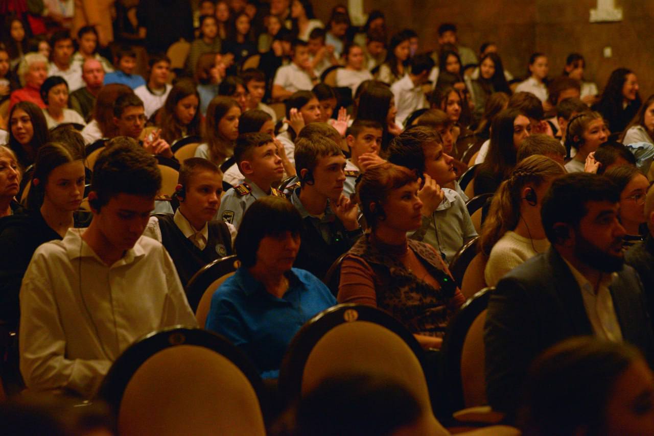 Лезгинский театр принимает участие в межрегиональном фестивале в Крыму Лезгинский театр принимает участие в межрегиональном фестивале в Крыму