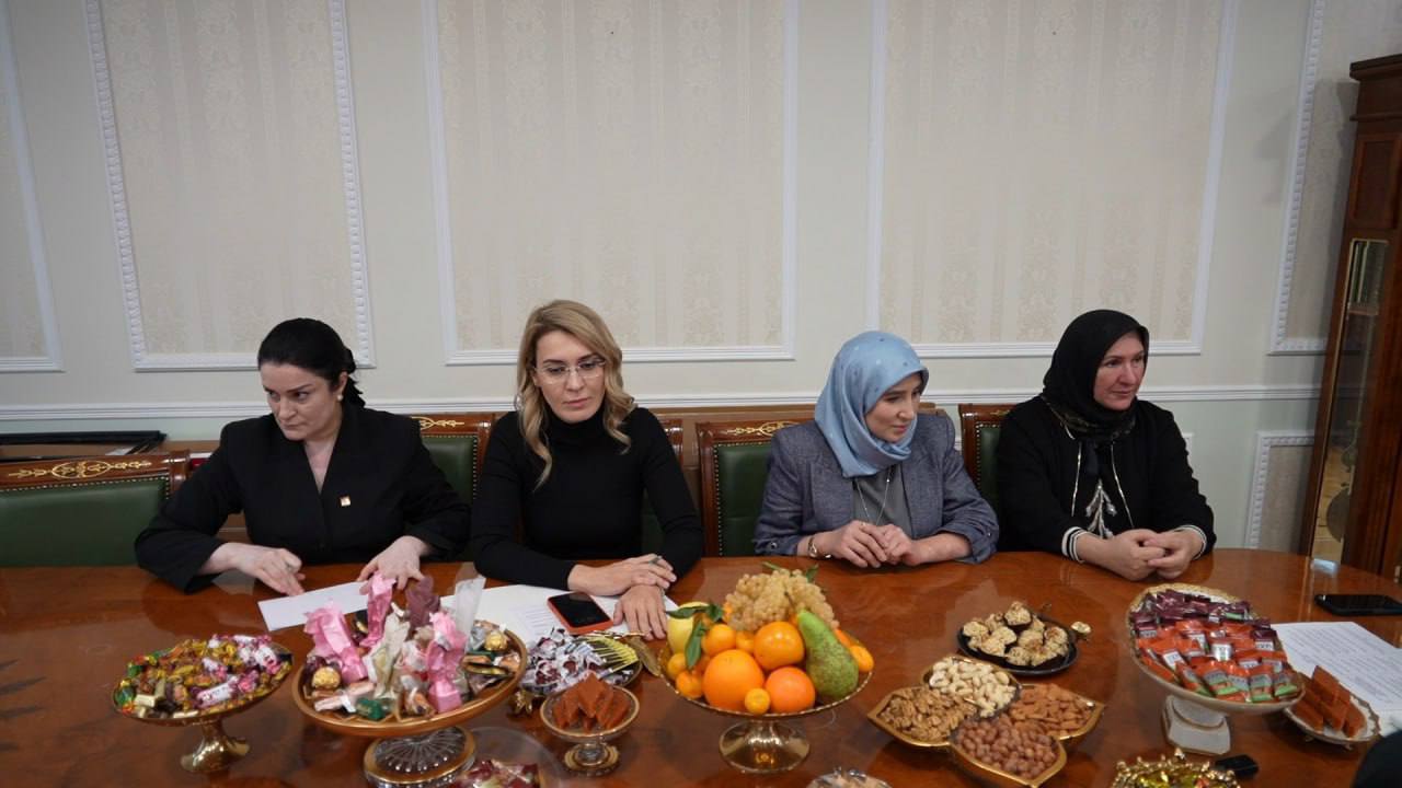 Джамбулат Салавов: Сегодня встретился с матерями и вдовами участников специальной военной операции Джамбулат Салавов: Сегодня встретился с матерями и вдовами участников специальной военной операции